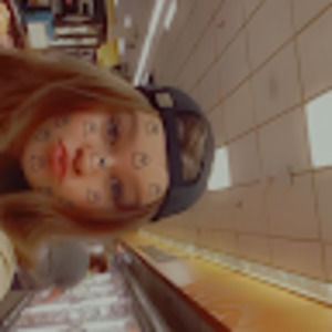 Meet your Posher, Christy